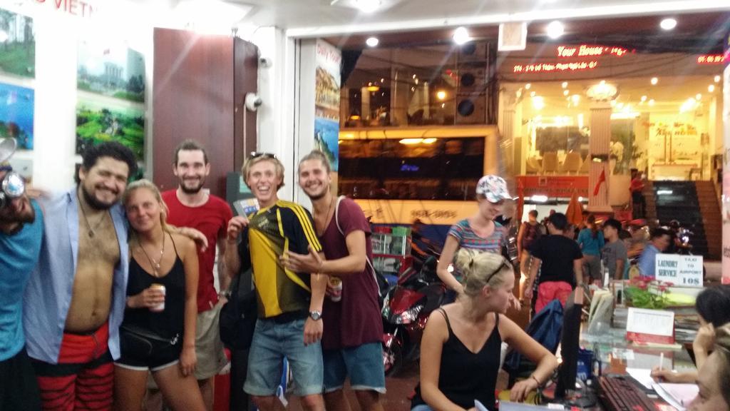 Vinh Hostel 胡志明市 外观 照片